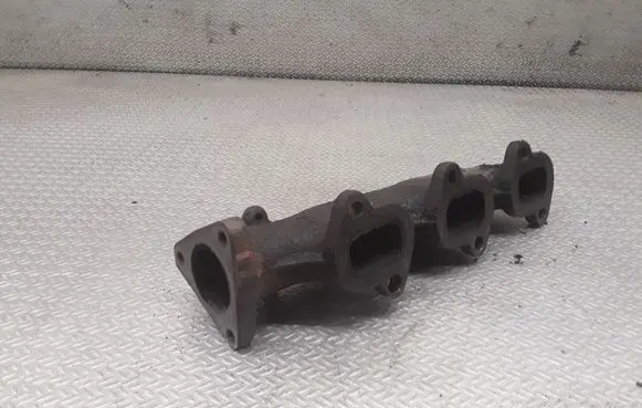 Audi Q7 4L Exhaust manifold 059253033P