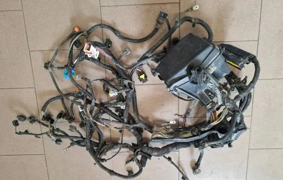 Dacia Dokker Engine installation wiring loom 243825499R