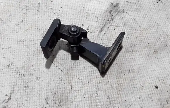 Audi Q5 SQ5 Front door upper hinge 8K0831401E