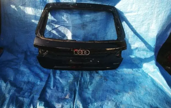 Audi A4 S4 B9 Tailgate/trunk/boot lid KlapaAudi