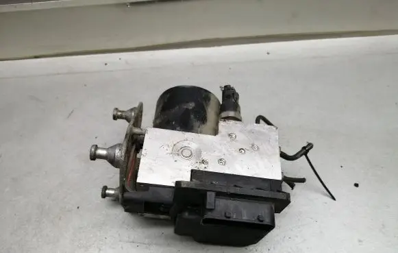 Mercedes-Benz A W168 ABS Pump A0044310912 0265202461