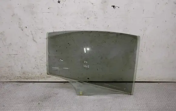 Mazda 3 I Rear door window glass