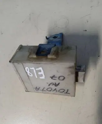 Toyota Avensis T250 Door central lock control unit/module 8974105050