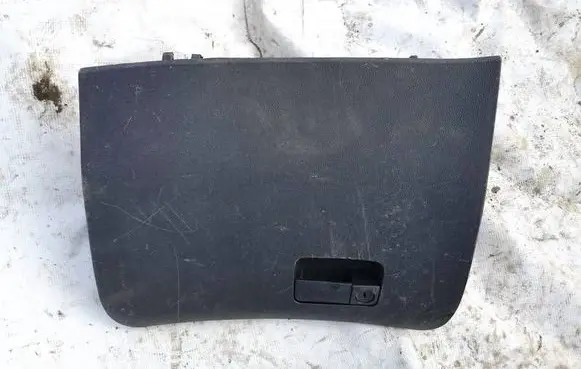 KIA Sportage Glove box km84501a