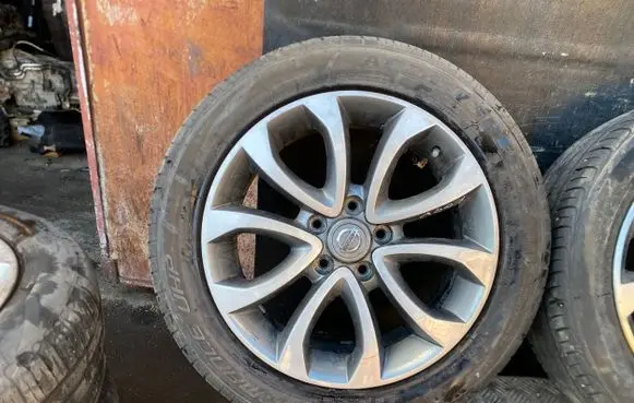 Nissan Juke I F15 R17 alloy rim 1KR7A