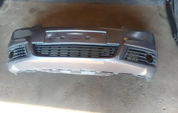 Opel Zafira B Front bumper
