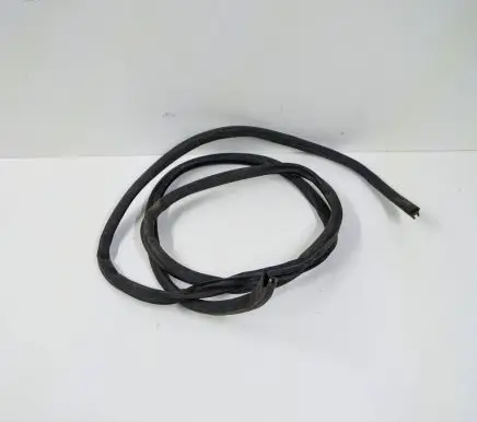 BMW 5 F10 F11 Engine compartment rubber 7019779