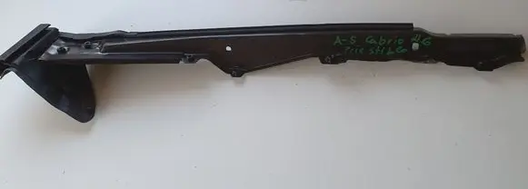 Audi A5 Rubber seal rear door window/glass 