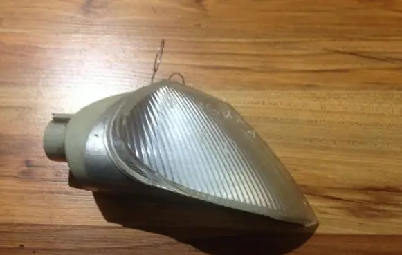 Renault Laguna I Front indicator light 7700820127