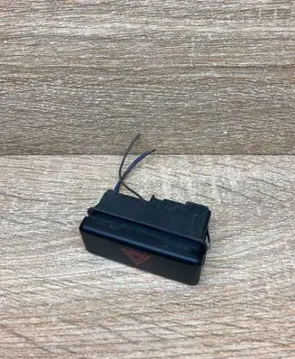 BMW 5 E39 Hazard light switch 8350947 WITHPLUG