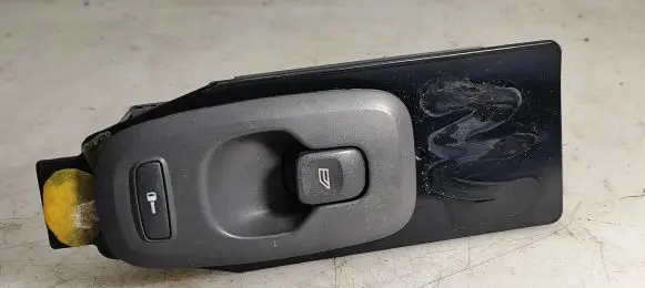 Volvo V70 Electric window control switch 8673187 MP194400170