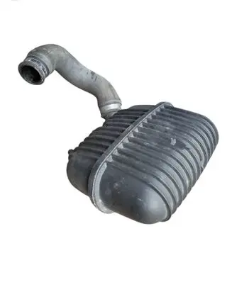 Vacuum air tank