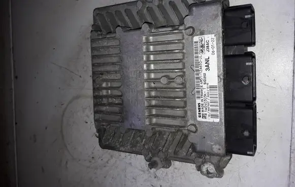Ford Focus Engine control unit/module 5WS40303K