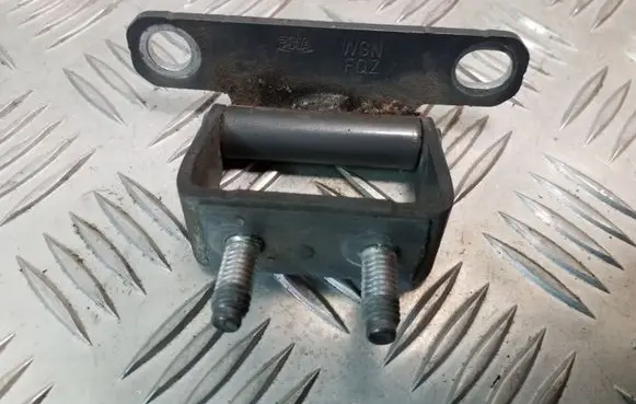 Hyundai ix35 Tailgate/trunk/boot hinge