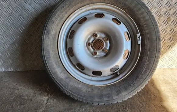 Volkswagen Golf IV R15 steel rim 1J0601027K