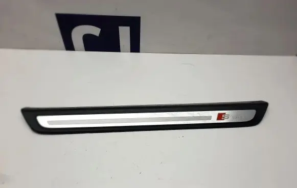 Audi Q5 SQ5 Front sill trim cover 8R0853373C 8R0853373A 8R0853373D