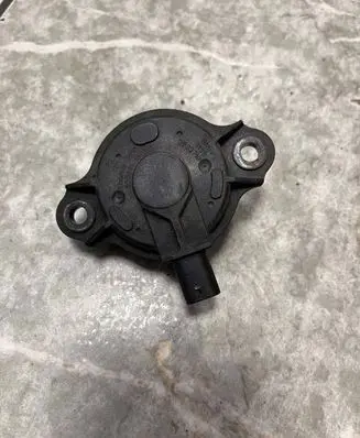 BMW 3 F30 F35 F31 Crankshaft position sensor 7593719 11367593719
