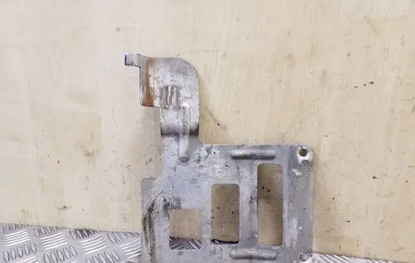 Audi A6 C7 Other under body part 4G0201710B