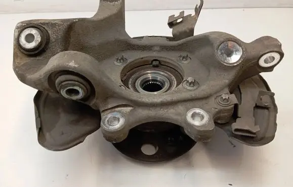 Mercedes-Benz E W213 Rear wheel hub A2055467480