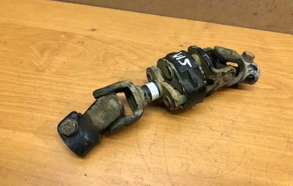 Subaru Impreza II Steering column universal joint