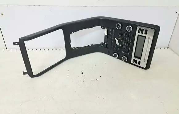 Volvo V70 Climate control unit SN4096023 07W37E05