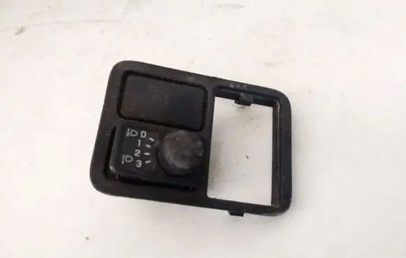 Nissan Almera N16 Headlight level height control switch 84854m800