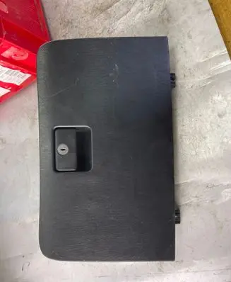 Toyota Corolla Verso E121 Glove box 5555013020