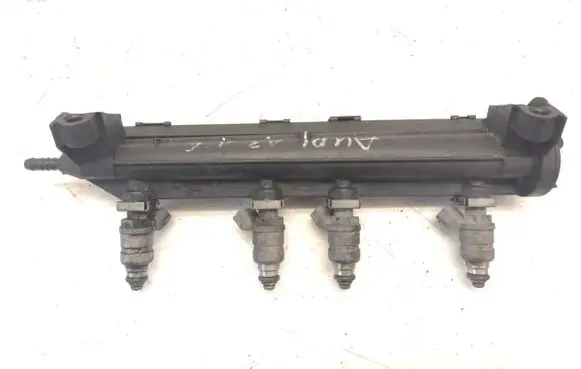 Volkswagen Golf Plus Fuel injectors set 06A133317AS 06A906031B