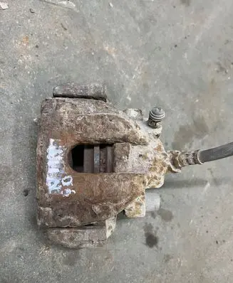 Volvo XC70 Rear brake caliper