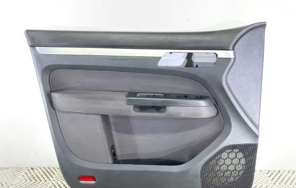 Volkswagen Touran I Front door card panel trim