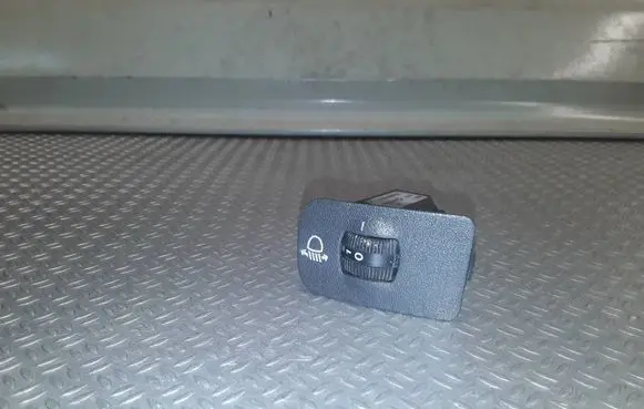 Citroen Jumper Headlight level height control switch 7353160910