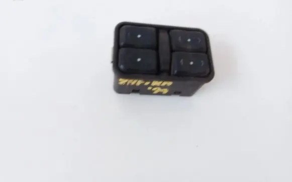 Opel Zafira A Electric window control switch 90561085 13363201