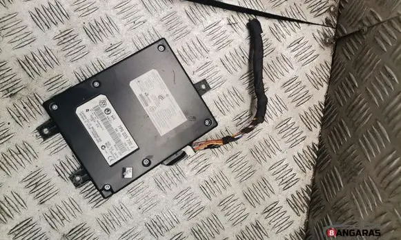 Volkswagen Tiguan Bluetooth control unit module 7P6035730J