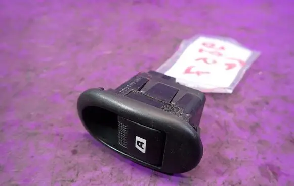 Citroen C3 Quarter vent window switch 