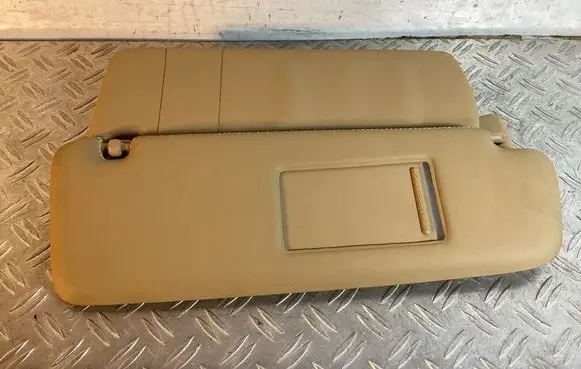 Porsche Cayenne (92A) Sun visor