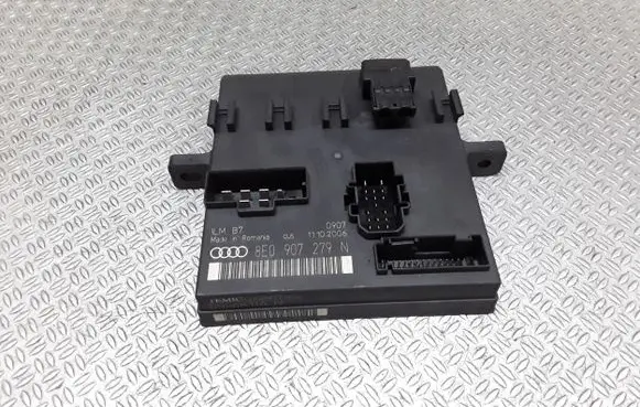 Audi A4 S4 B7 8E 8H Comfort/convenience module 8E0907279N