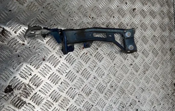 Audi A4 S4 B9 Fender mounting bracket 8W0821183A