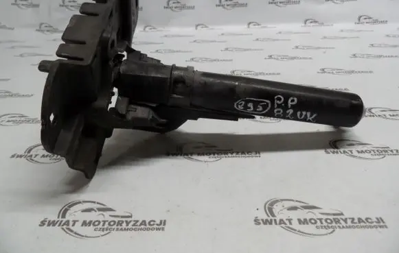 Seat Leon (1P) Headlight washer spray nozzle 1P0955978A
