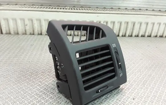 KIA Cerato Dashboard side air vent grill/cover trim