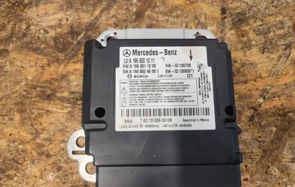 Mercedes-Benz ML W166 Airbag control unit/module A1669001311 A1669011200 A1669024805