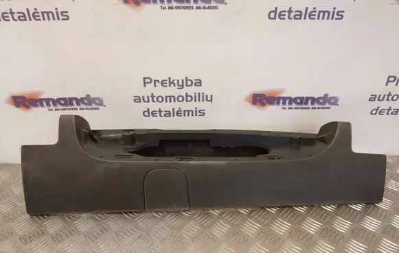 Tail light part