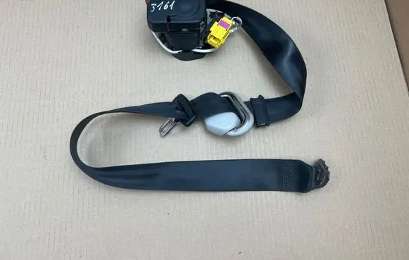 Volkswagen Transporter - Caravelle T5 Front seatbelt 7H0857805F