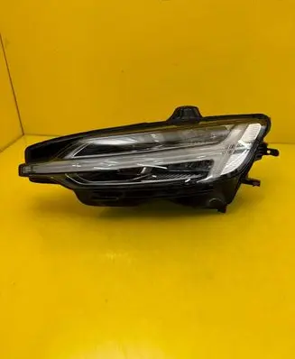Volvo S60 Headlight/headlamp 32228866