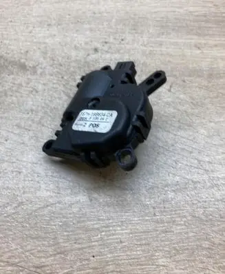 Ford Focus Air flap motor/actuator 1S7H19B634CA