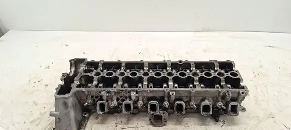BMW 5 E60 E61 Engine head 7788564 7790762