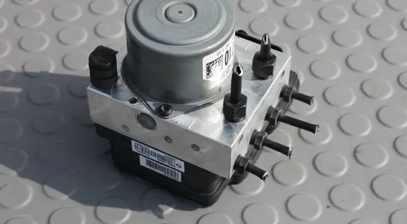Hyundai i20 (BC3 BI3) ABS Pump 58900Q0710 Q058930580 58910Q0210