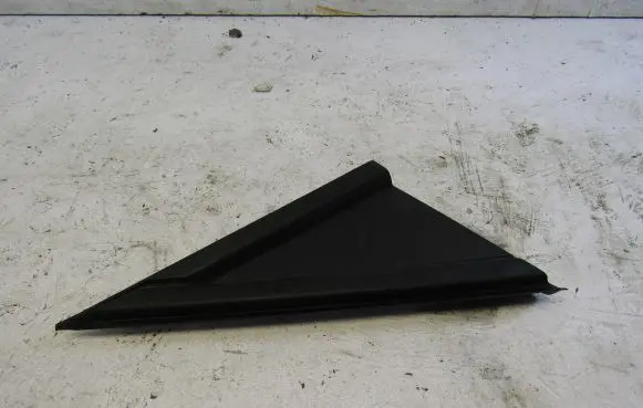 Fender end trim