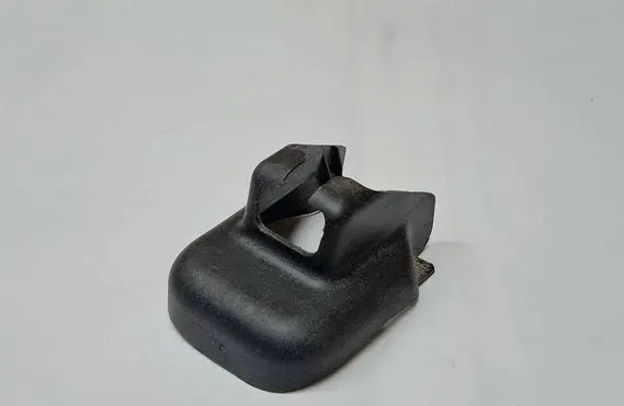 Subaru Outback Front passenger seat rail trim 0705W NT30N
