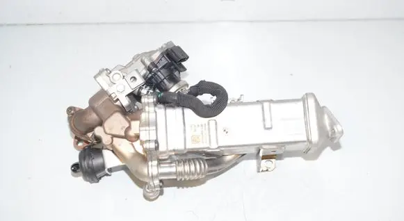 BMW 3 F30 F35 F31 EGR valve 7822347 11717822347 11718513691