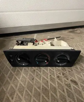 Audi A6 S6 C4 4A Climate control unit 4A0959511